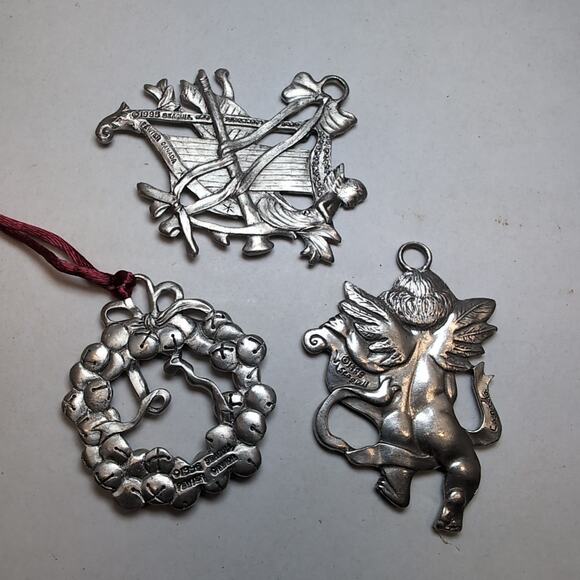 Lot of 3 Seagull Pewter Ornament Canada 1988 1995 1996 Wreath Cherub Music - Picture 2 of 11